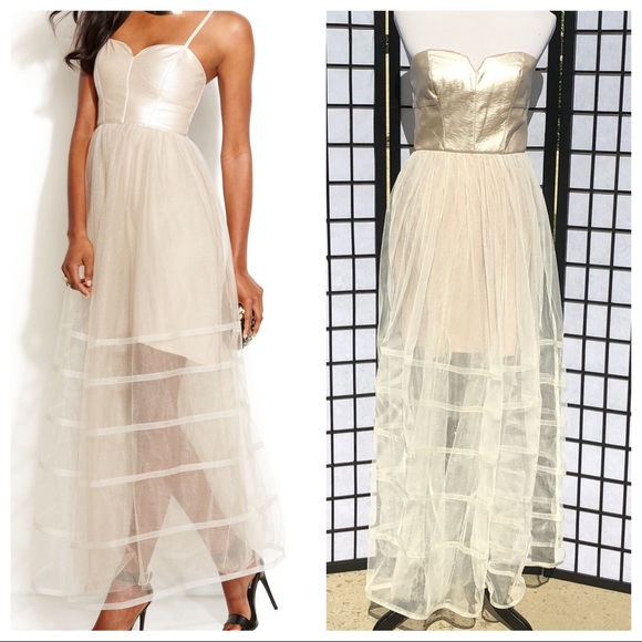 Betsey Johnson Dresses & Skirts - 🌟Betsey Johnson Ivory Gold Strapless Formal Gown